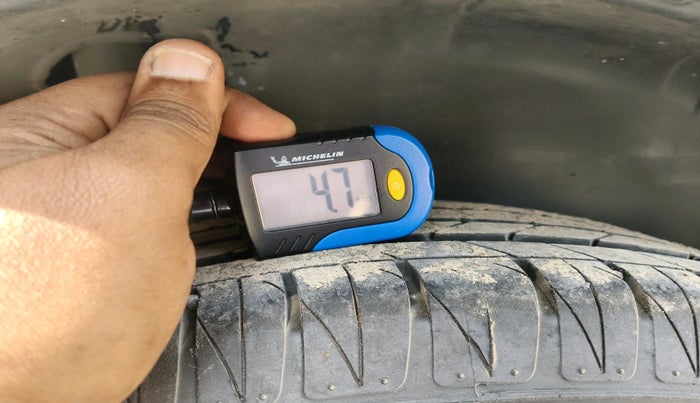 2022 Toyota URBAN CRUISER PREMIUM GRADE MT, Petrol, Manual, 41,955 km, tyre