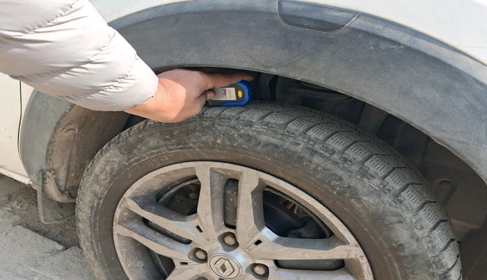 2021 Renault TRIBER RXZ, Petrol, Manual, 77,734 km, tyre