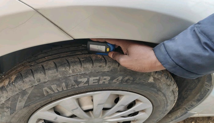 2017 Maruti Dzire LDI, Diesel, Manual, 73,940 km, tyre