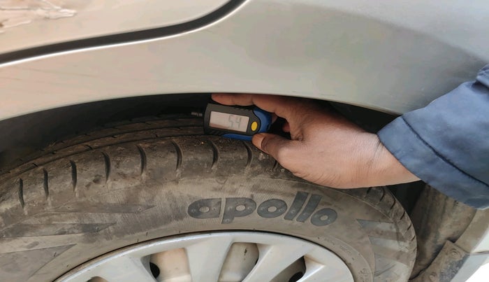 2017 Maruti Dzire LDI, Diesel, Manual, 73,940 km, tyre