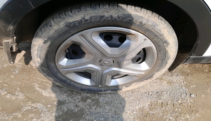 2023 Tata NEXON XM DIESEL, Diesel, Manual, 29,721 km, tyre