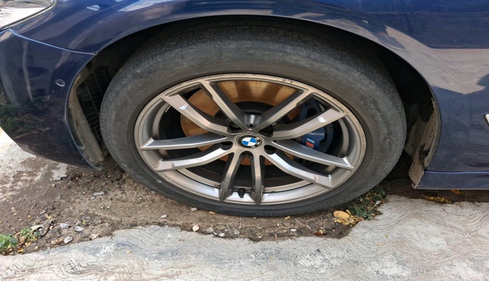 2019 BMW 5 Series 530I M SPORT, Petrol, Automatic, 65,082 km, tyre