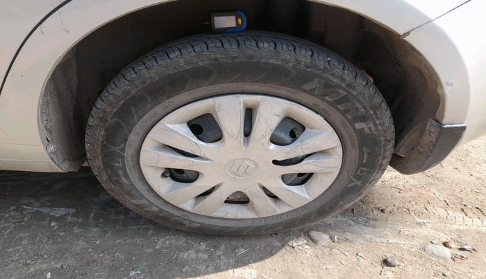 2012 Maruti Swift Dzire VDI, Diesel, Manual, 1,98,035 km, tyre