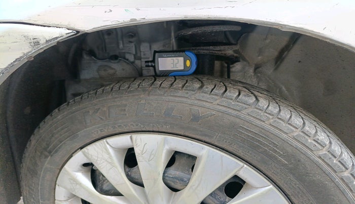 2011 Toyota Etios G SP, Petrol, Manual, 1,00,001 km, tyre