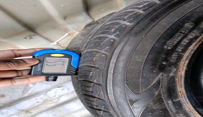 2011 Toyota Etios G SP, Petrol, Manual, 1,00,001 km, tyre