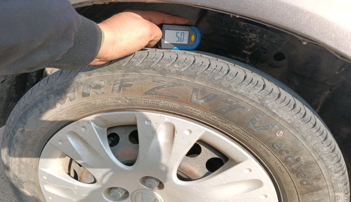 2013 Honda Brio S MT, Petrol, Manual, 51,333 km, tyre