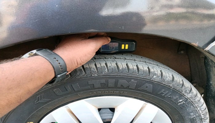 2014 Maruti Alto 800 LXI, Petrol, Manual, 83,959 km, tyre