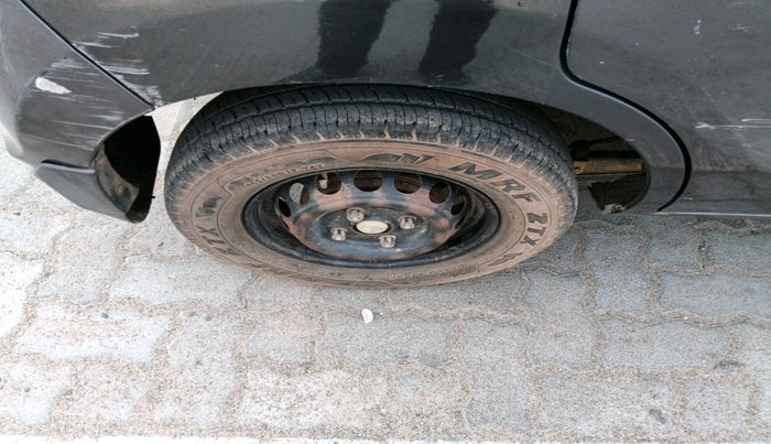 2014 Maruti Alto 800 LXI, Petrol, Manual, 83,959 km, tyre