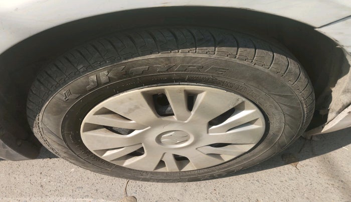 2012 Maruti Swift Dzire VXI, Petrol, Manual, 52,356 km, tyre