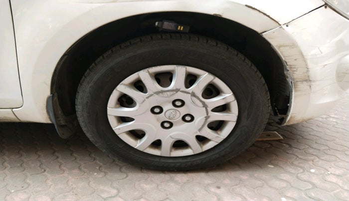 2012 Hyundai i20 MAGNA 1.2, Petrol, Manual, 64,967 km, tyre