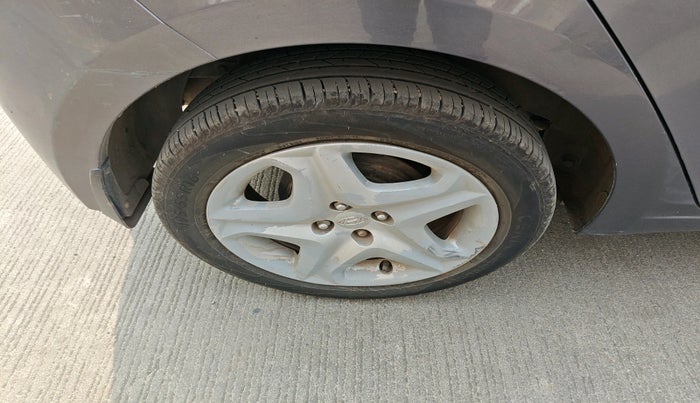 2017 Hyundai Elite i20 ASTA 1.2, Petrol, Manual, 67,898 km, tyre