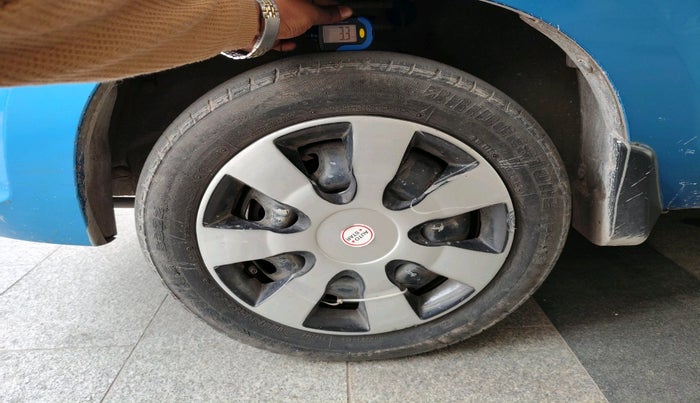 2015 Maruti Alto K10 VXI AMT, Petrol, Automatic, 44,379 km, tyre