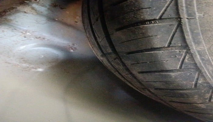 2011 Hyundai i20 MAGNA 1.2, Petrol, Manual, 95,429 km, tyre