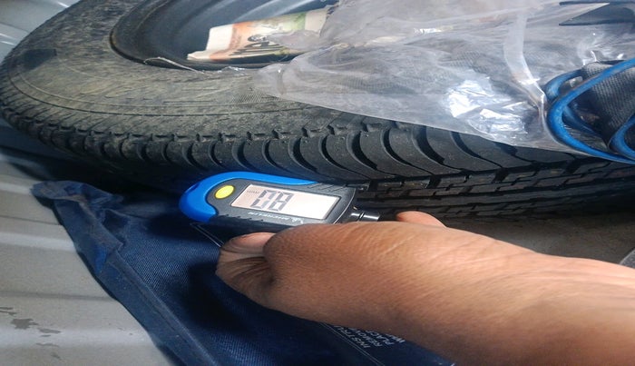 2013 Nissan Sunny XE, Petrol, Manual, 31,590 km, tyre