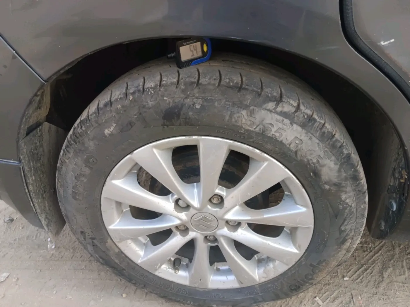 2016 Maruti Ertiga VDI SHVS, Diesel, Manual, 1,93,800 km, tyre