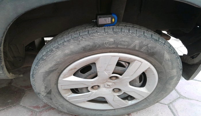 2016 Renault Kwid RXT 0.8, Petrol, Manual, 33,652 km, tyre