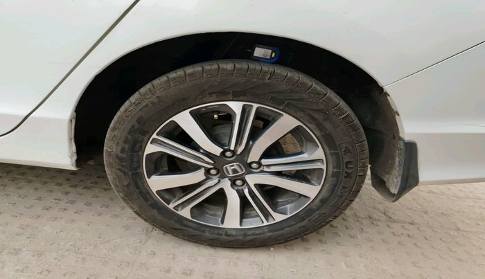 2019 Honda City 1.5L I-DTEC V, Diesel, Manual, 2,19,811 km, tyre