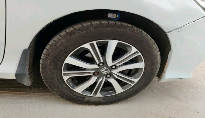 2019 Honda City 1.5L I-DTEC V, Diesel, Manual, 2,19,811 km, tyre