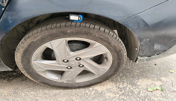 2020 Hyundai Verna SX 1.5 VTVT, Petrol, Manual, 77,968 km, tyre