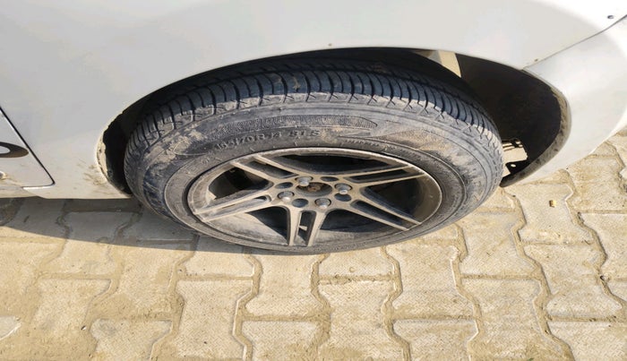 2014 Hyundai Grand i10 SPORTZ 1.2 KAPPA VTVT, Petrol, Manual, 97,135 km, tyre