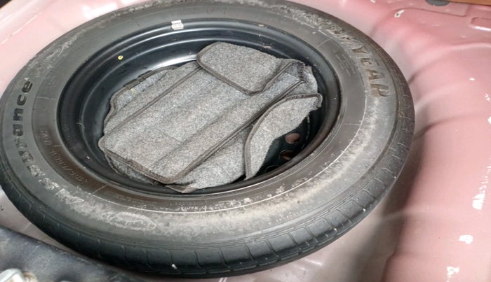 2021 KIA SONET HTK PLUS 1.0 IMT, Petrol, Manual, 1,29,339 km, tyre