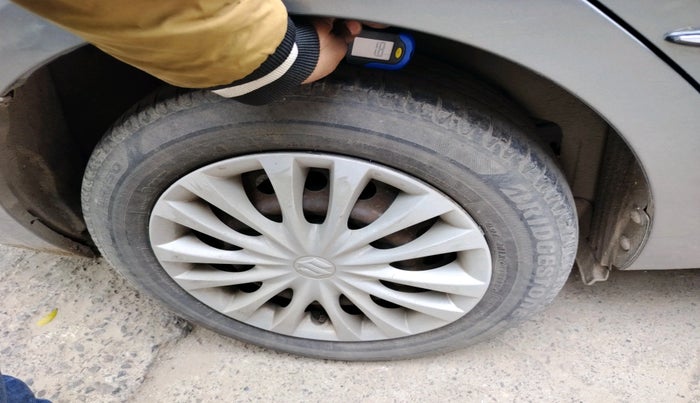 2014 Maruti Ciaz VXI+, Petrol, Manual, 1,34,832 km, tyre