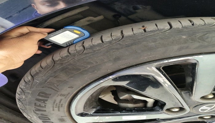 2023 Tata ALTROZ XZ PLUS PETROL DARK EDITION, Petrol, Manual, 18,345 km, tyre