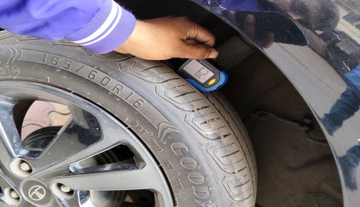 2023 Tata ALTROZ XZ PLUS PETROL DARK EDITION, Petrol, Manual, 18,345 km, tyre