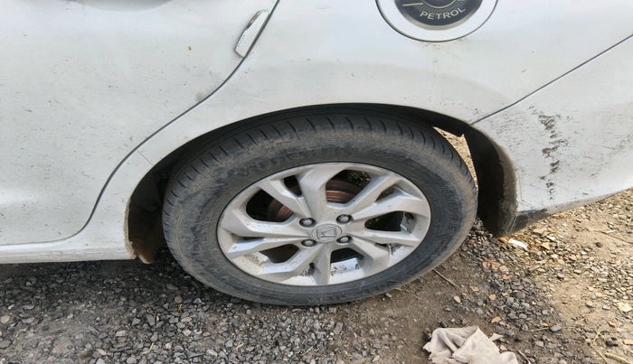 2019 Honda Amaze 1.2L I-VTEC V, Petrol, Manual, 1,44,989 km, tyre