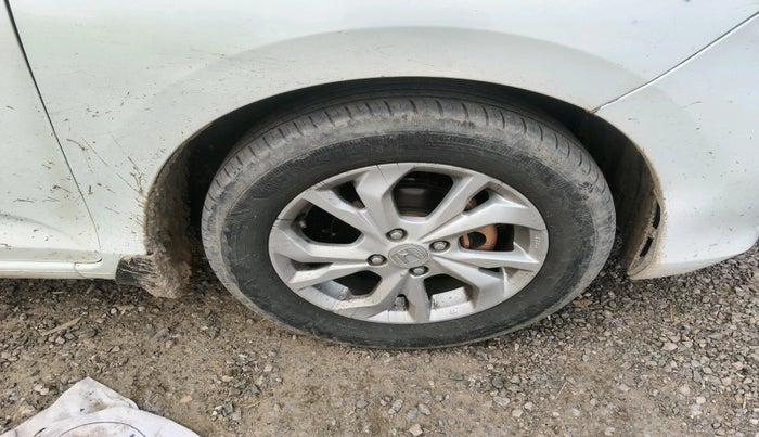 2019 Honda Amaze 1.2L I-VTEC V, Petrol, Manual, 1,44,989 km, tyre