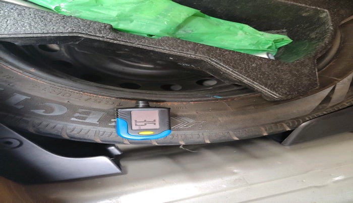 2015 Maruti Celerio VXI AMT, Petrol, Automatic, 67,399 km, tyre