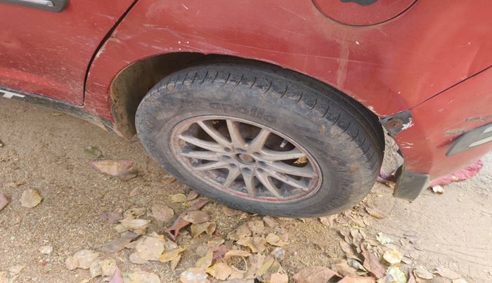 2011 Maruti Swift VDI, Diesel, Manual, 2,19,754 km, tyre