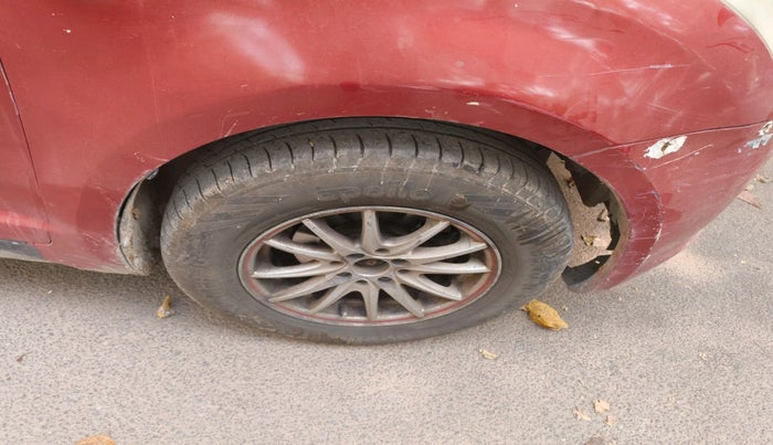 2011 Maruti Swift VDI, Diesel, Manual, 2,19,754 km, tyre