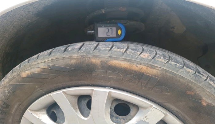 2011 Hyundai i20 MAGNA 1.2, Petrol, Manual, 1,76,529 km, tyre