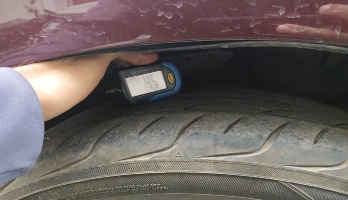 2012 Honda City 1.5L I-VTEC V AT, Petrol, Automatic, 1,28,493 km, tyre