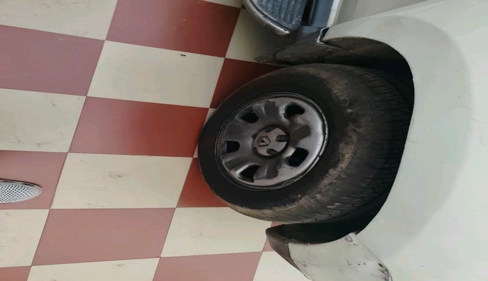 2014 Renault Duster 85 PS RXL DIESEL, Diesel, Manual, 78,542 km, tyre