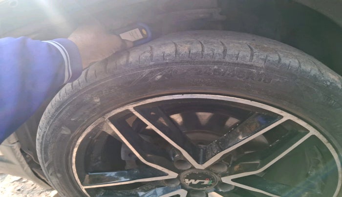 2017 Jeep Compass LIMITED (O) 2.0 DIESEL, Diesel, Manual, 59,245 km, tyre