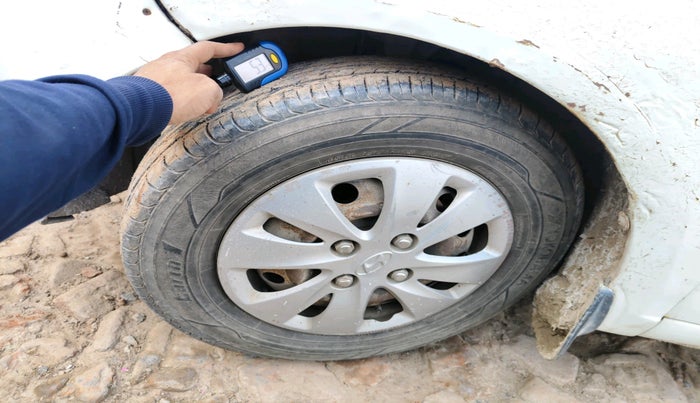 2011 Hyundai i10 MAGNA 1.1, Petrol, Manual, 99,580 km, tyre