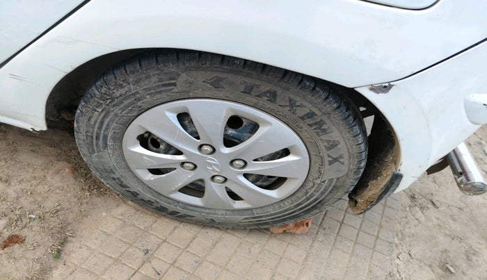 2011 Hyundai i10 MAGNA 1.1, Petrol, Manual, 99,580 km, tyre