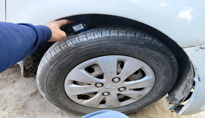 2011 Hyundai i10 MAGNA 1.1, Petrol, Manual, 99,580 km, tyre