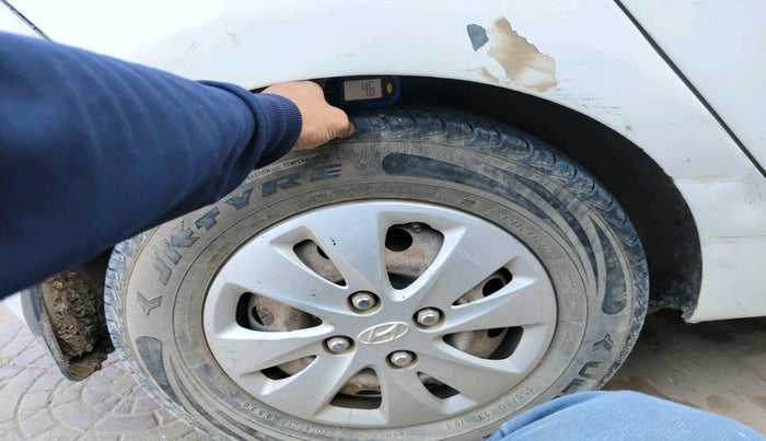 2011 Hyundai i10 MAGNA 1.1, Petrol, Manual, 99,580 km, tyre