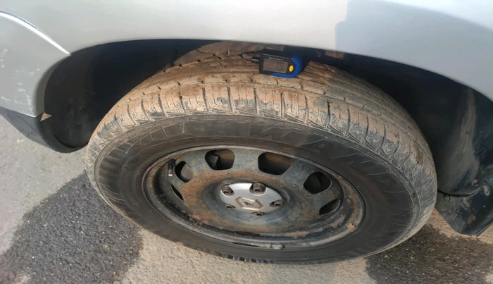 2015 Renault Duster 85 PS RXE DIESEL, Diesel, Manual, 73,350 km, tyre