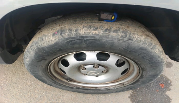 2015 Renault Duster 85 PS RXE DIESEL, Diesel, Manual, 73,350 km, tyre