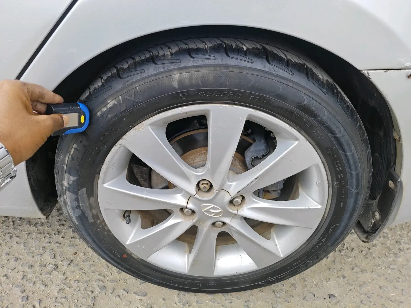 2012 Hyundai Verna FLUIDIC 1.6 VTVT SX, Petrol, Manual, 36,467 km, tyre