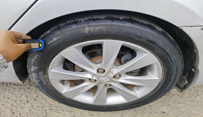 2012 Hyundai Verna FLUIDIC 1.6 VTVT SX, Petrol, Manual, 36,467 km, tyre