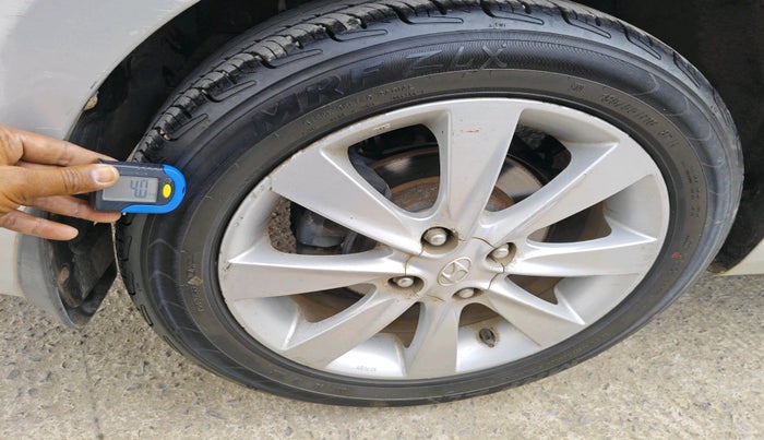 2012 Hyundai Verna FLUIDIC 1.6 VTVT SX, Petrol, Manual, 36,467 km, tyre