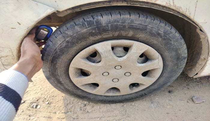 2012 Hyundai Eon ERA + LPG, Petrol, Manual, 1,13,194 km, tyre