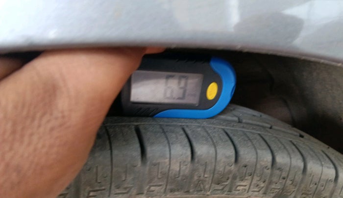 2012 Hyundai Santro Xing GLS, Petrol, Manual, 1,30,280 km, tyre