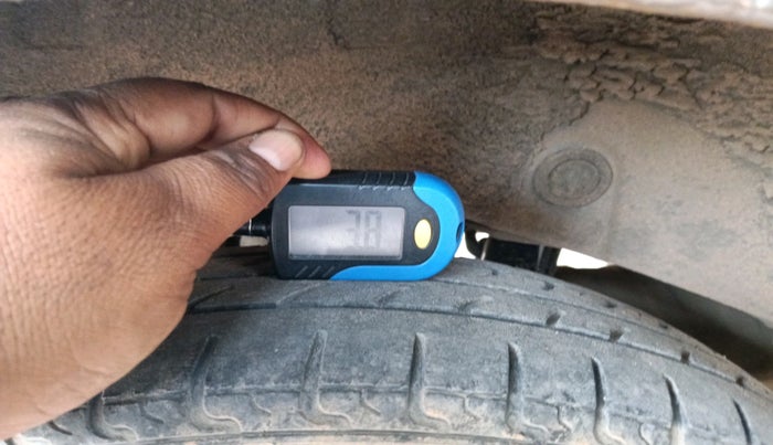 2012 Hyundai Santro Xing GLS, Petrol, Manual, 1,30,280 km, tyre