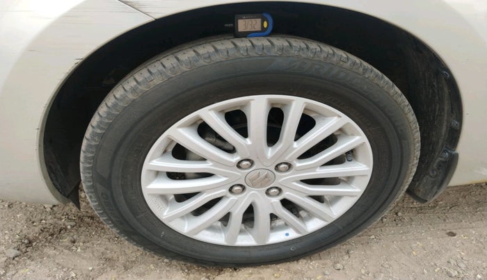 2018 Maruti Dzire ZXI AMT, Petrol, Automatic, 37,608 km, tyre